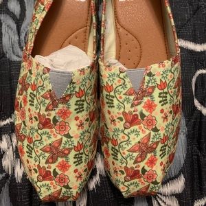 Groove Bags Butterfly Slip On Shoes